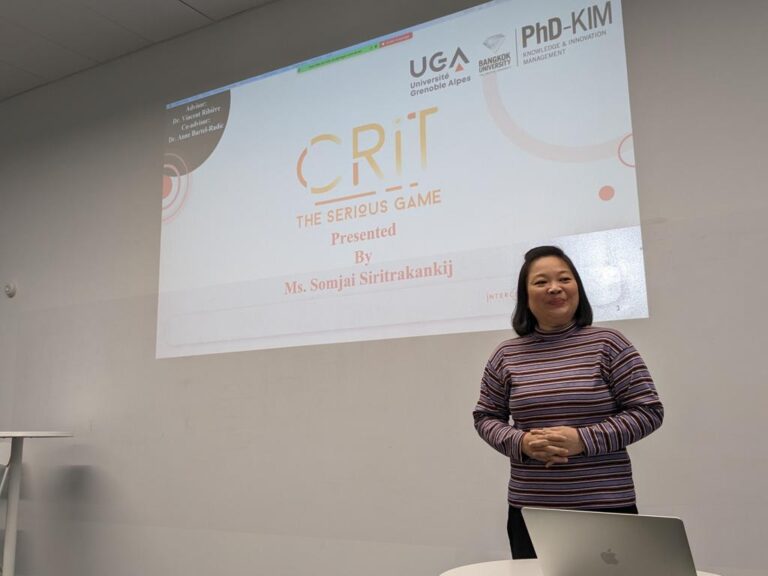Dr. Somjai Siritrakankij presented CRIT the serious game.